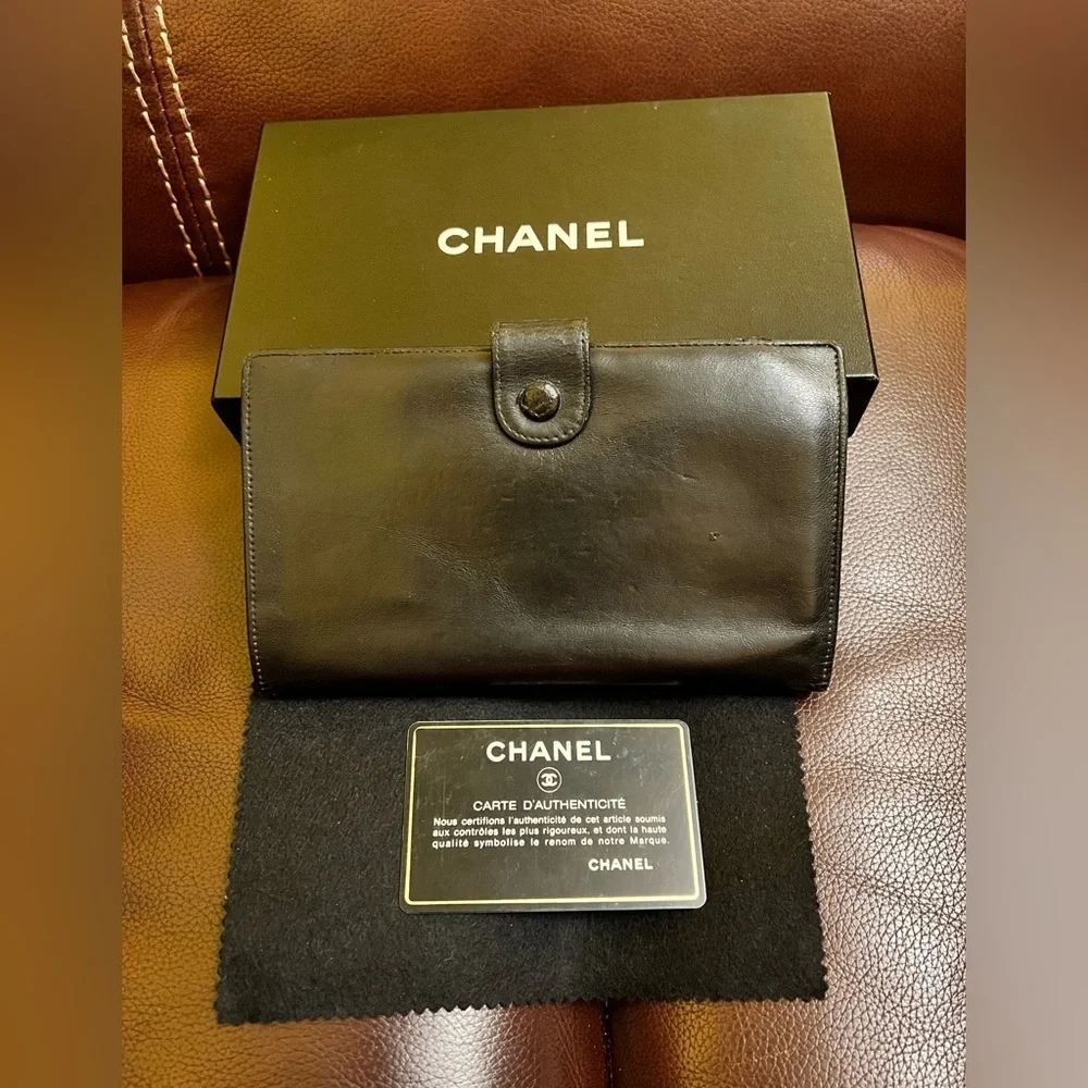 Authentic Vintage Chanel Timeless CC Long Wallet. box and authenticated card.